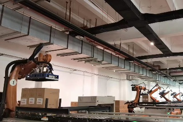 郑州卷烟厂拆码垛机器人项目